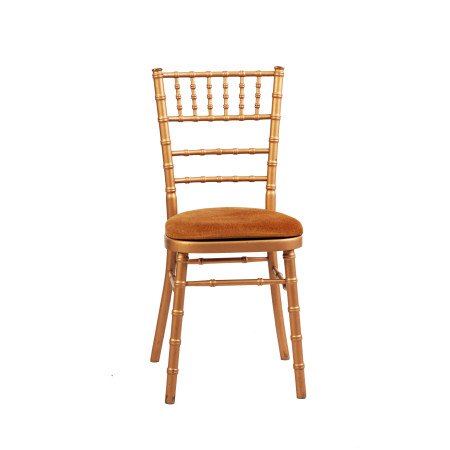  Cadeira Dourada Camelot (Coxim alugado em separado)